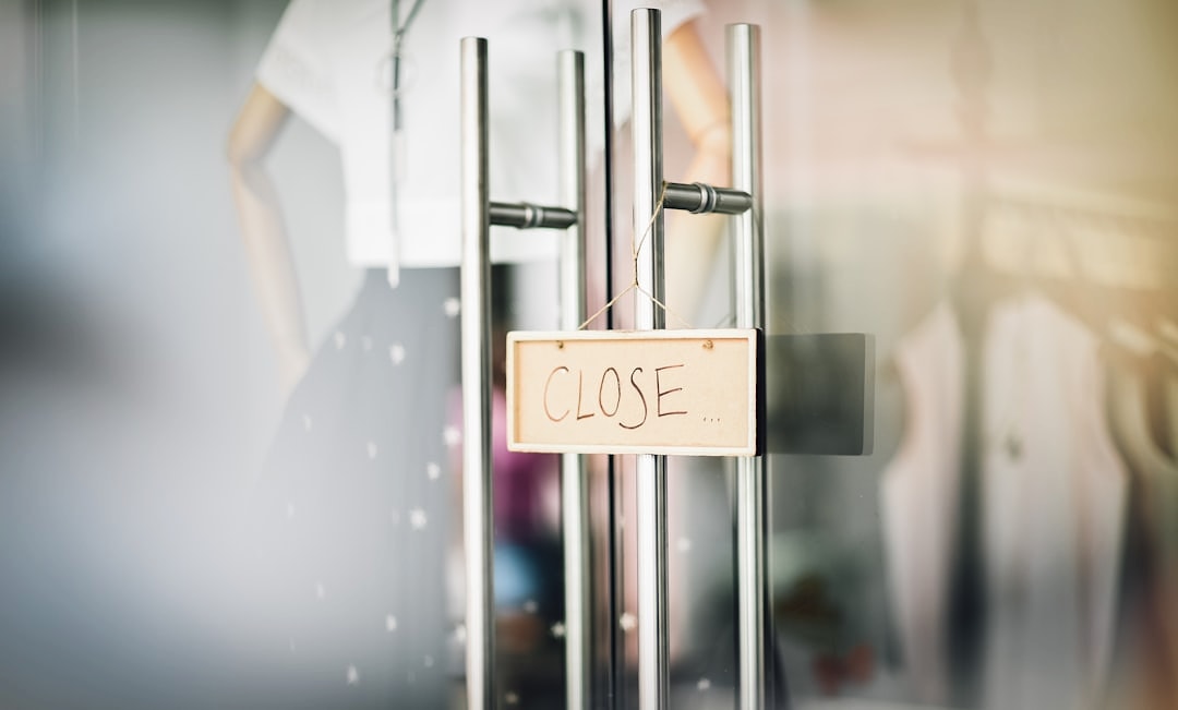 Close process review meeting with documents